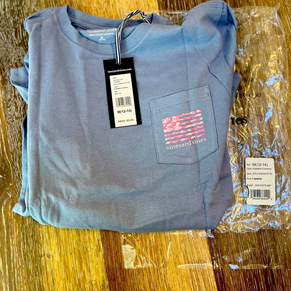Vineyard Vines size M boys youth brand new, never worn long sleeve shirt